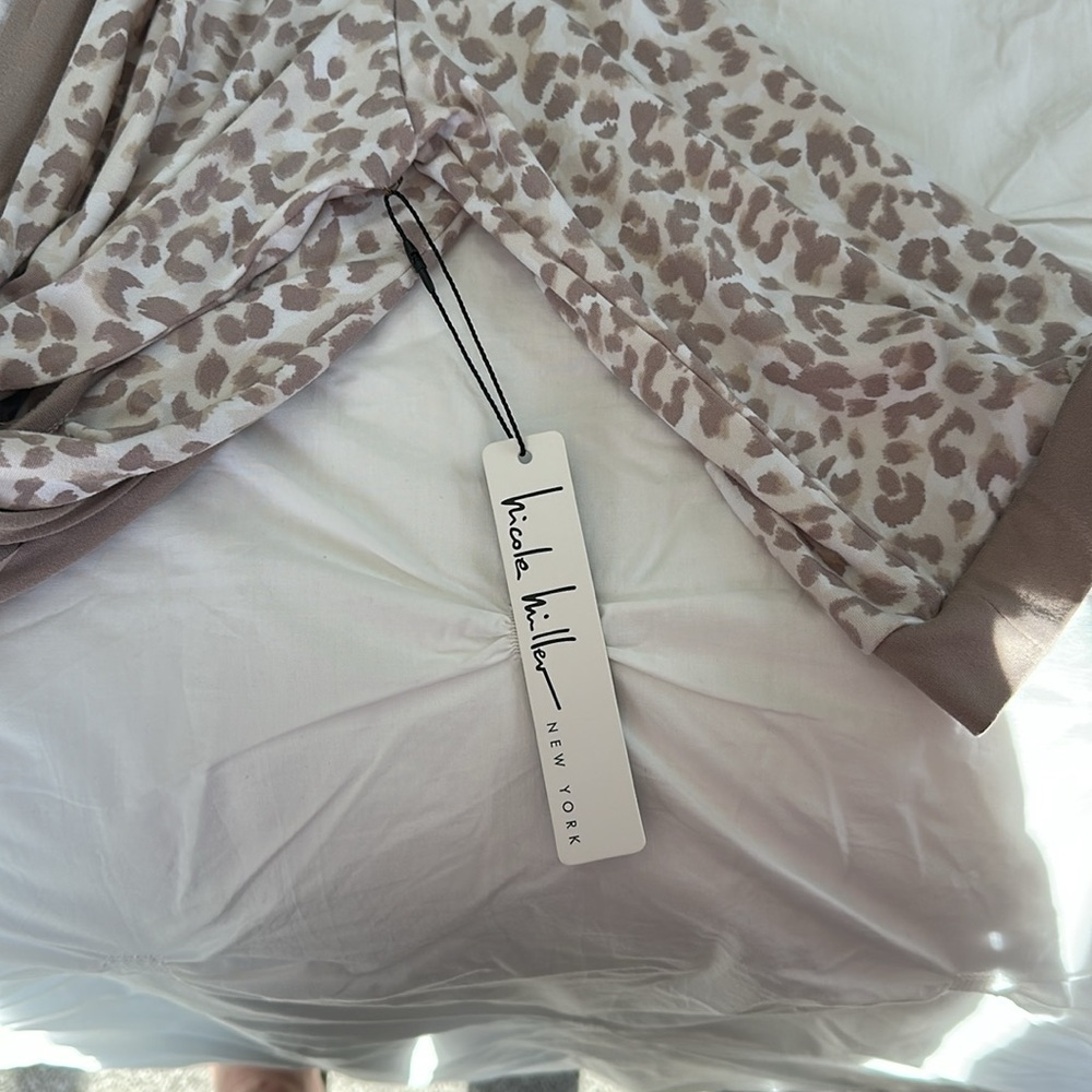 NWT Nicole Miller animal print short robe - Picture 3 of 3
